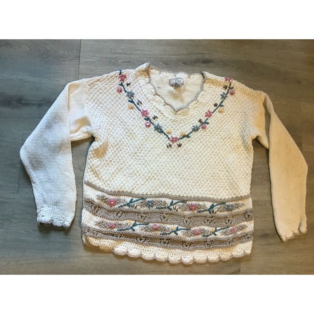Vintage Floral Knit Sweater Womens Size Medium 62 EAST Grannycore